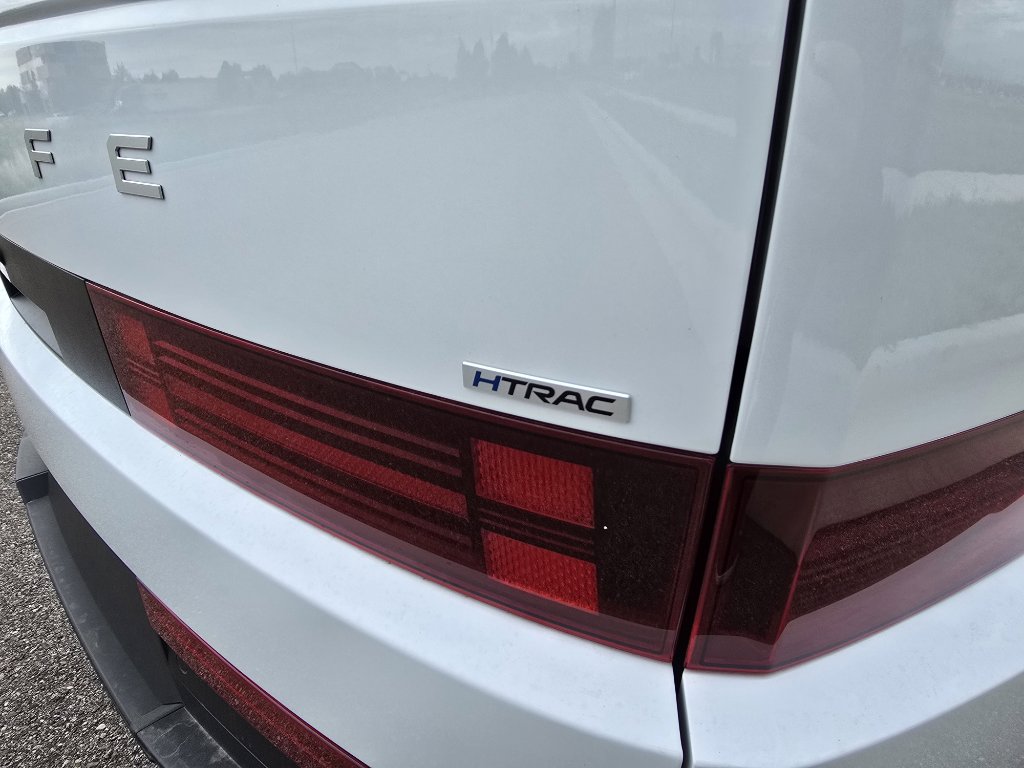 New 2026 Hyundai Santa Fe SE image 9