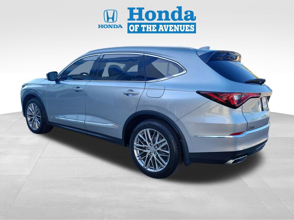 Used 2024 Acura MDX SH-AWD w/ Advance Package image 3