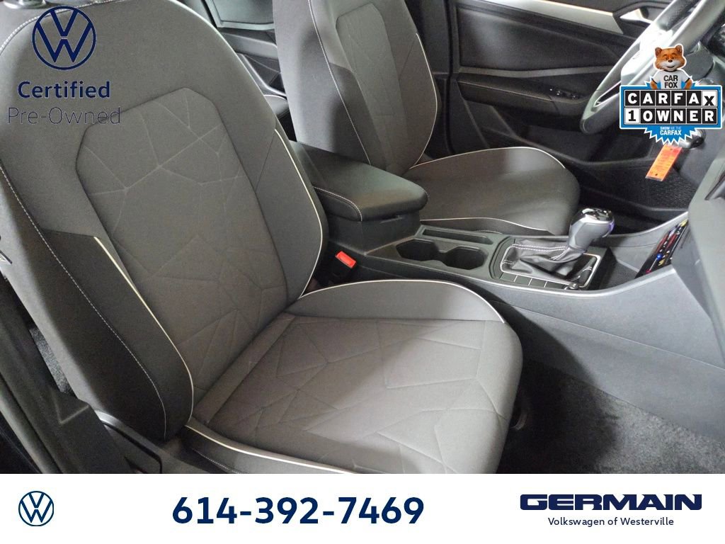 Certified 2025 Volkswagen Jetta Sport image 26