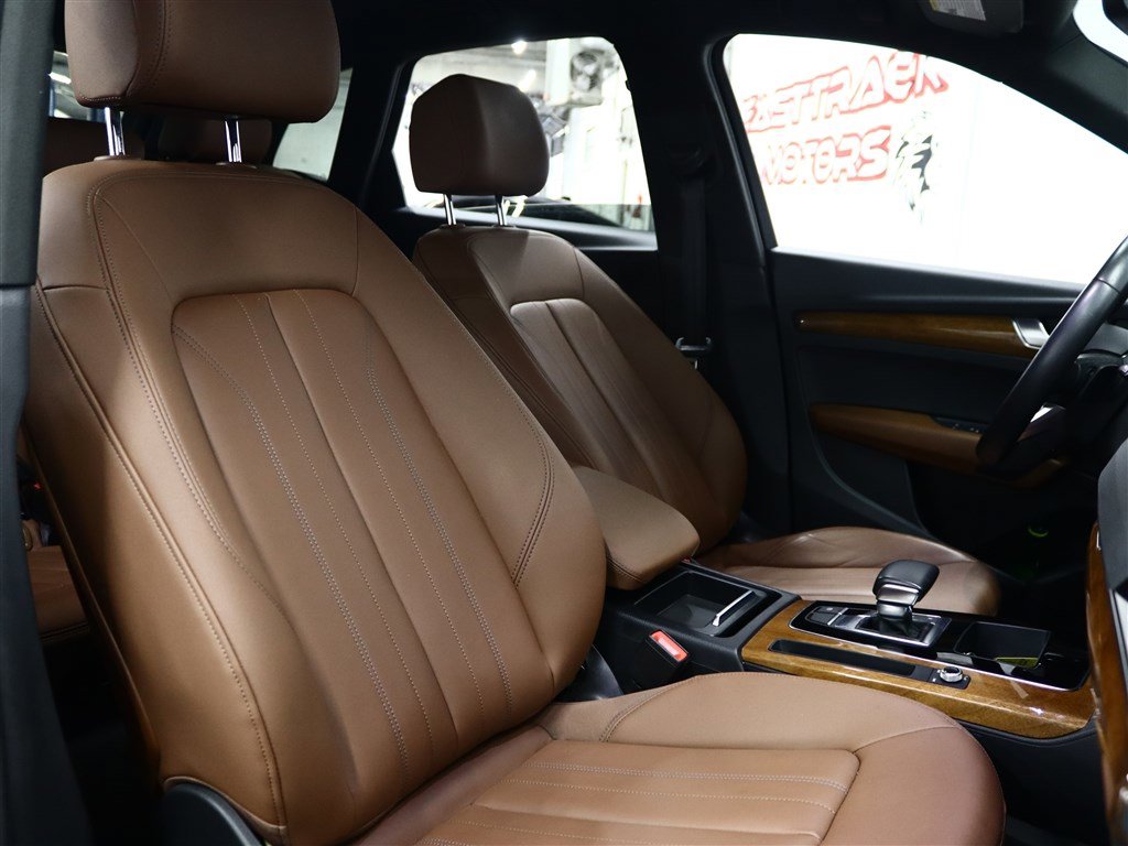 Used 2022 Audi Q5 2.0T Premium image 13