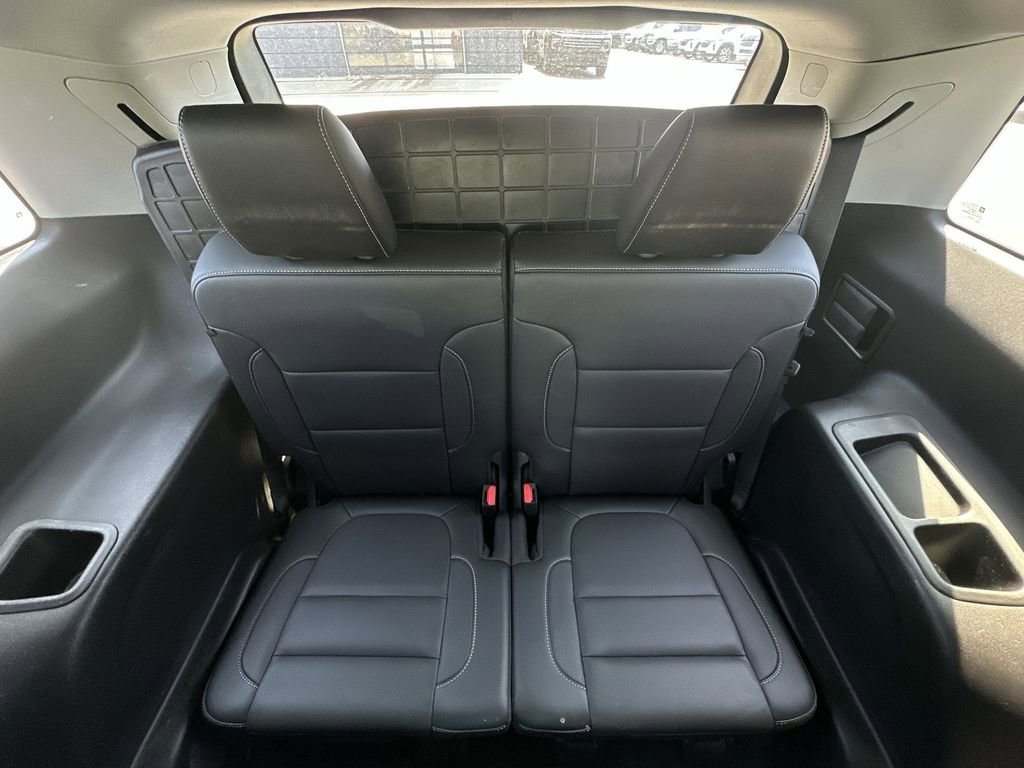 Used 2020 GMC Acadia SLT AWD/4WD image 23
