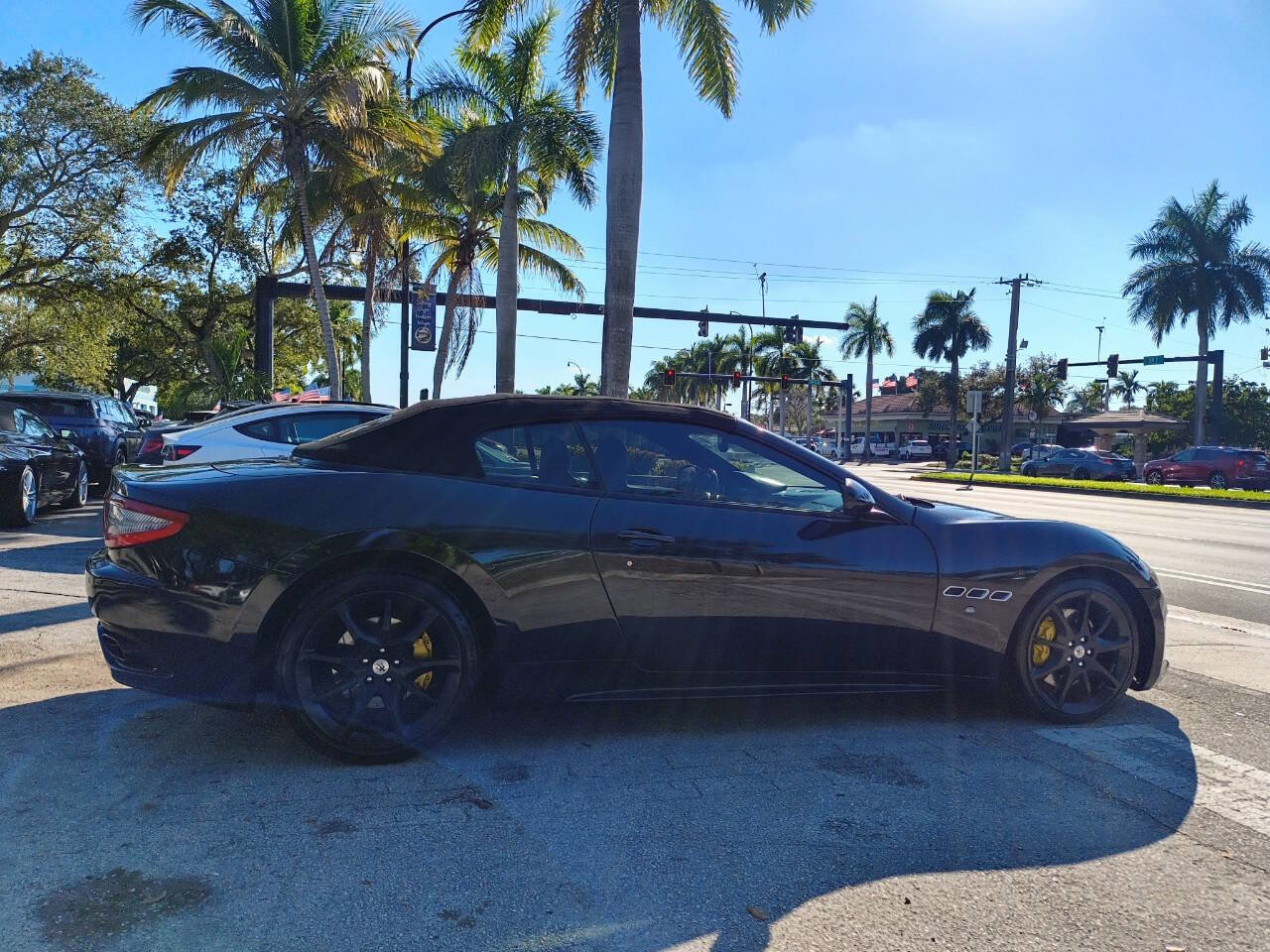 Used 2015 Maserati GranTurismo Sport RWD image 26
