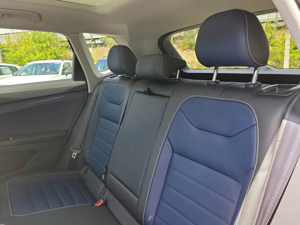 New 2026 Volkswagen Taos SEL image 7