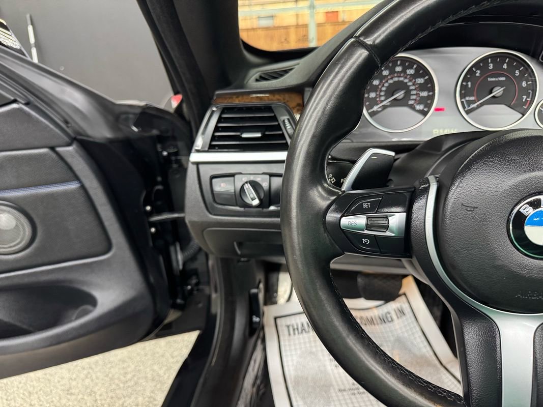 Used 2015 BMW 435i xDrive Convertible AWD/4WD image 24