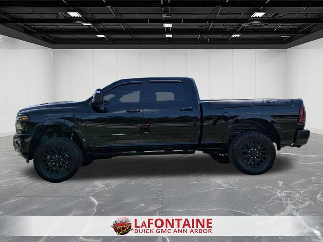 Used 2025 RAM 2500 Limited AWD/4WD image 2