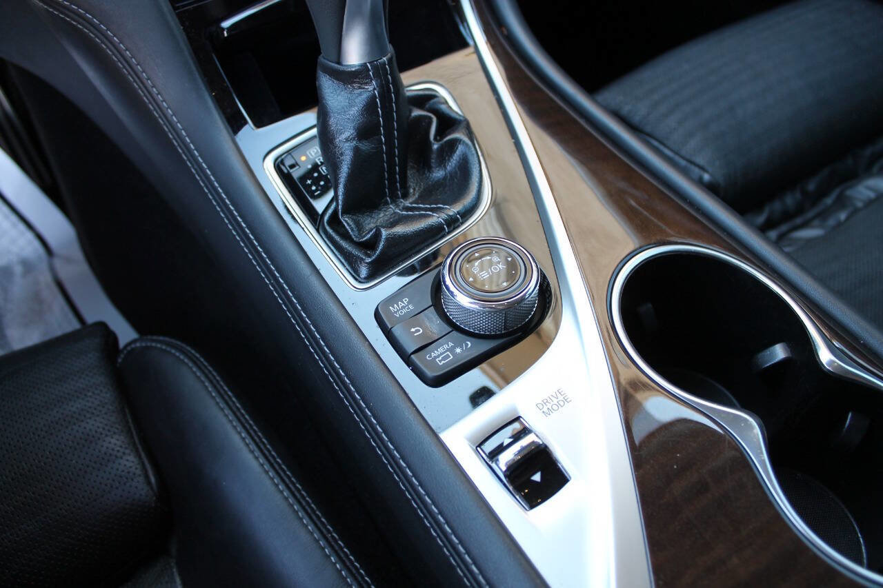 Used 2014 INFINITI Q50 Hybrid AWD w/ Deluxe Technology Package image 42