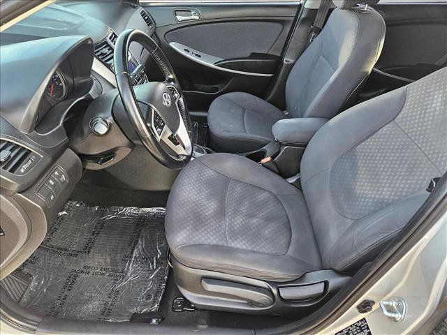 Used 2014 Hyundai Accent SE image 14