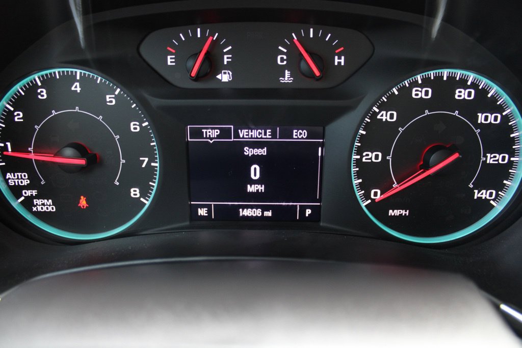 Used 2024 Chevrolet Equinox LS w/ Driver Confidence II Package FWD image 19