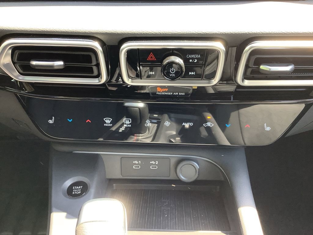 New 2026 Nissan Sentra SR w/ SR Premium Package FWD image 22