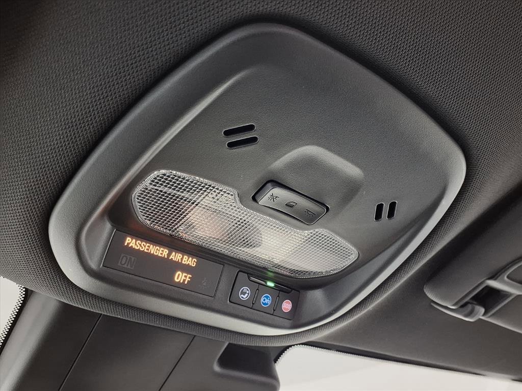 Used 2024 Chevrolet Trax RS w/ Driver Confidence Package image 18