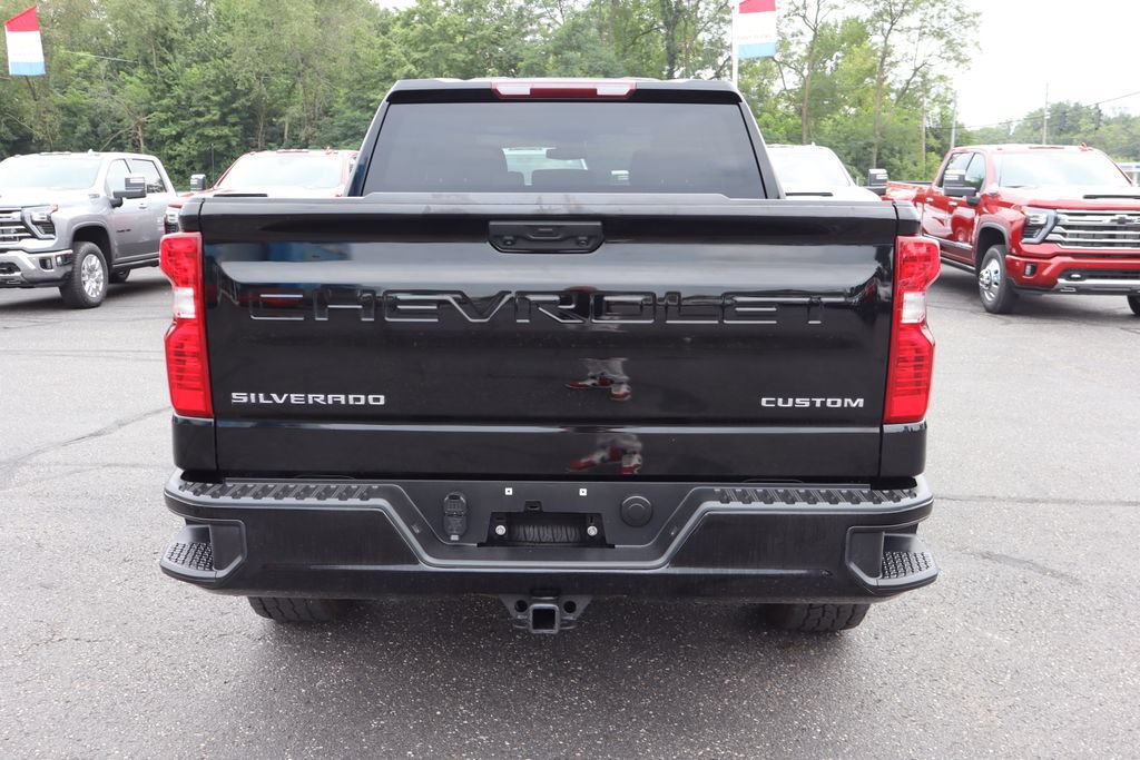 Used 2023 Chevrolet Silverado 1500 Custom AWD/4WD image 27