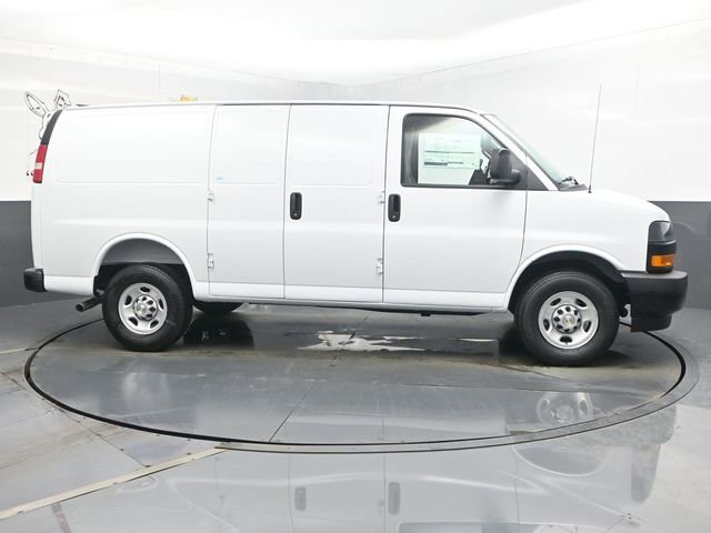 New 2026 Chevrolet Express 2500 w/ Driver Convenience Package RWD image 44