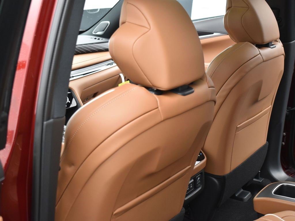 New 2026 INFINITI QX60 Autograph image 17