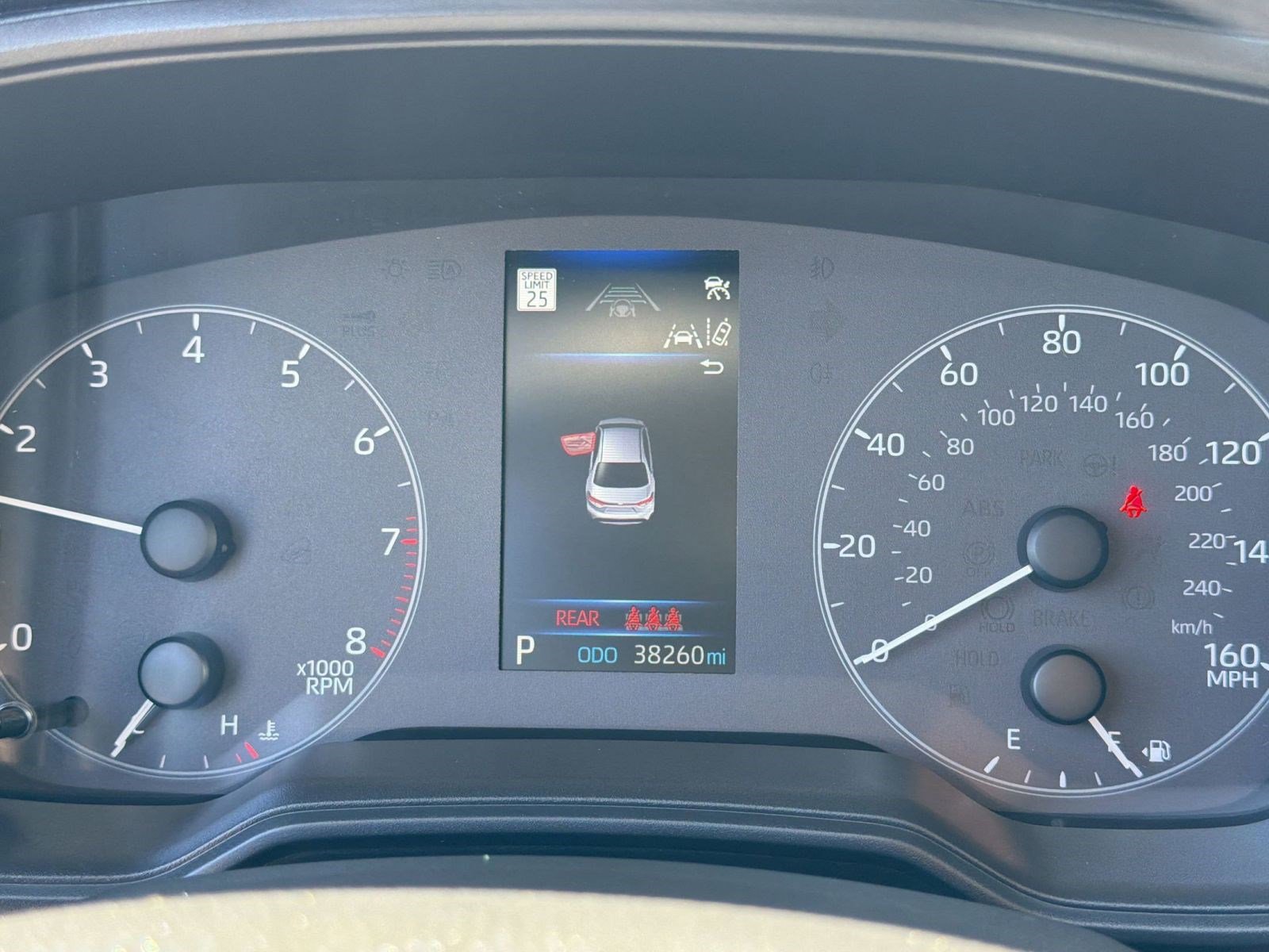 Used 2025 Toyota Corolla LE FWD image 18