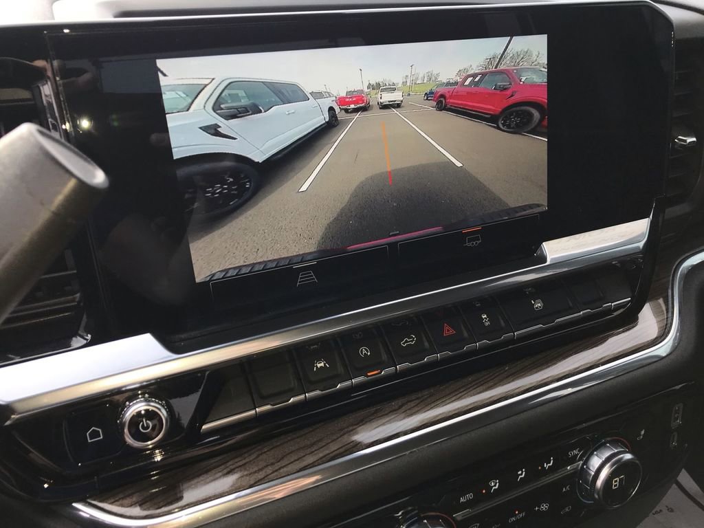 Used 2023 GMC Sierra 1500 Elevation image 17