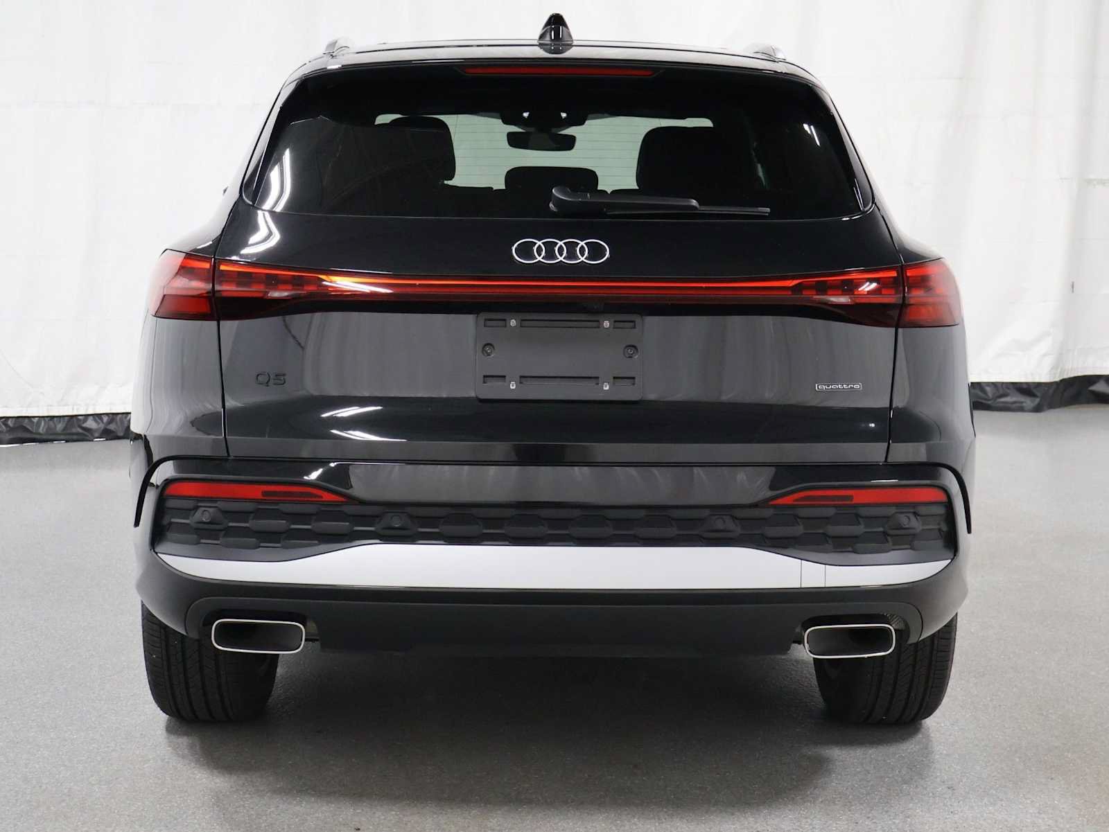 Certified 2025 Audi Q5 Premium w/ Convenience Package AWD/4WD image 7