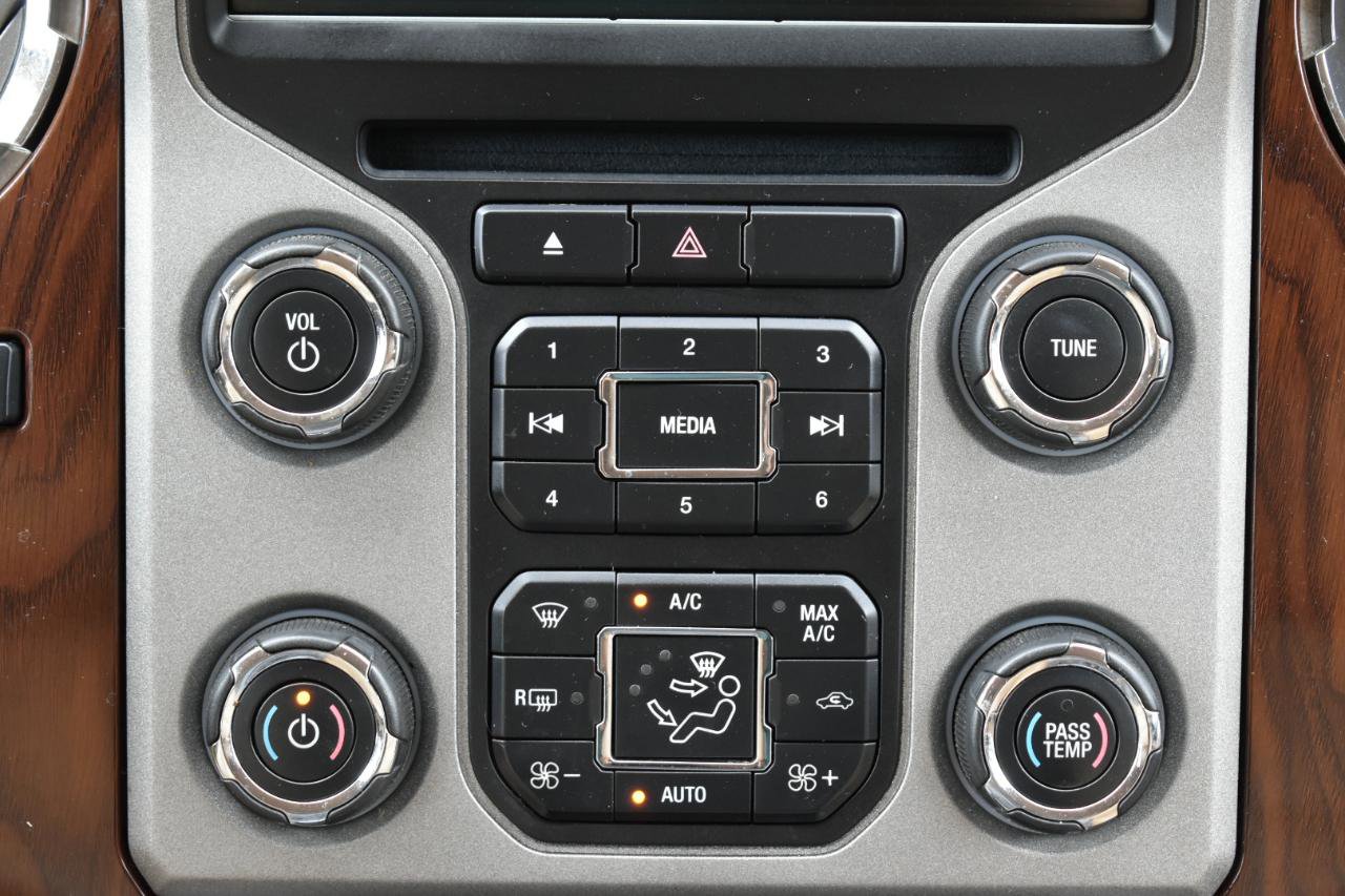 Used 2015 Ford F250 Lariat w/ Chrome Package AWD/4WD image 19