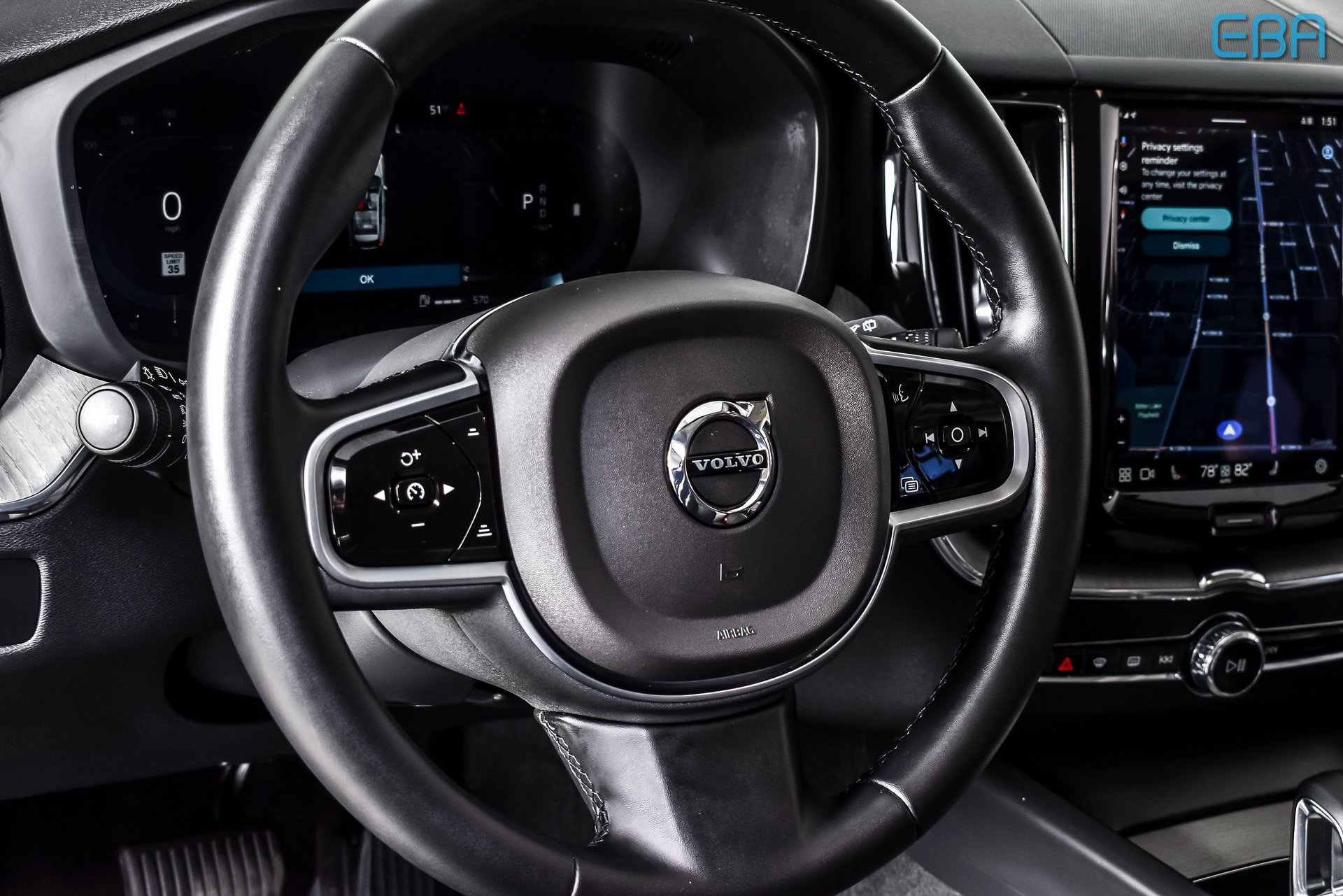 Used 2025 Volvo XC60 B5 Plus image 18