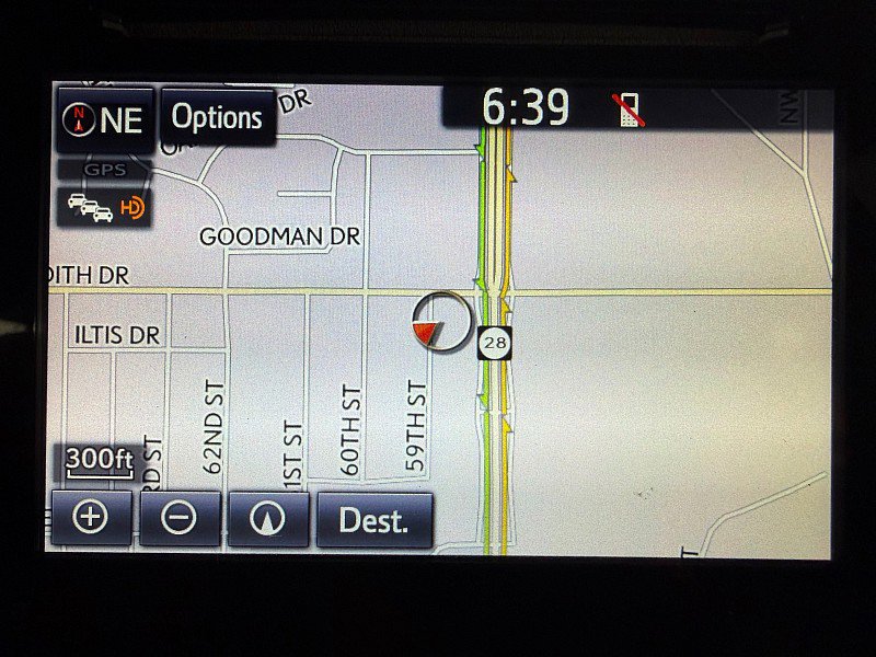 Used 2016 Toyota Sienna XLE Premium FWD image 18