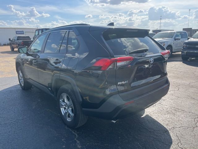 Used 2024 Toyota RAV4 LE image 6