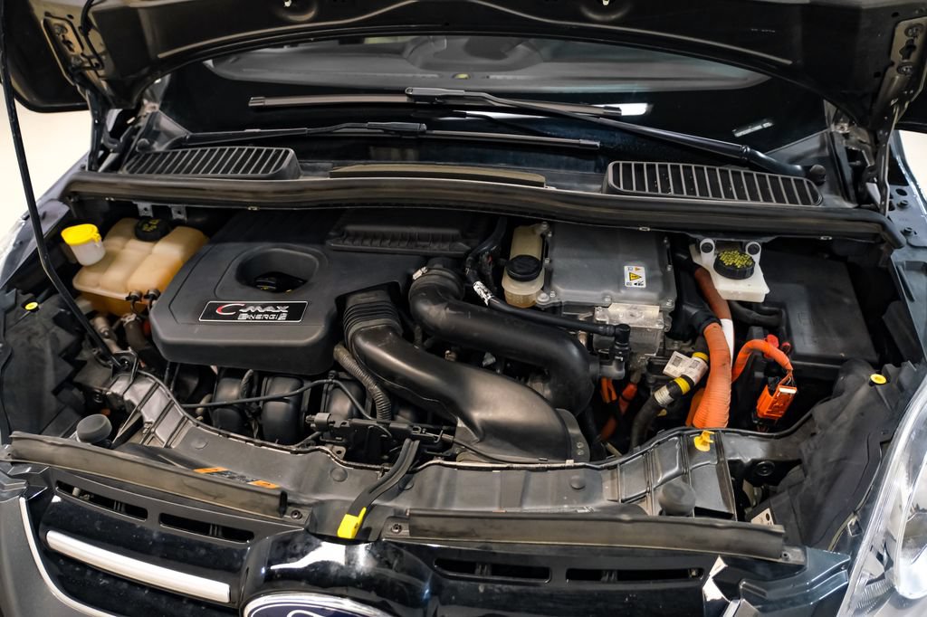 Used 2015 Ford C-MAX Energi SEL w/ Equipment Group 302A FWD image 46