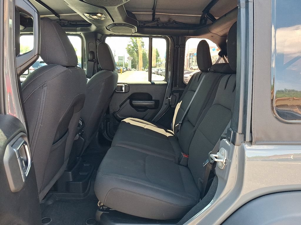 Used 2023 Jeep Wrangler Unlimited AWD/4WD image 11