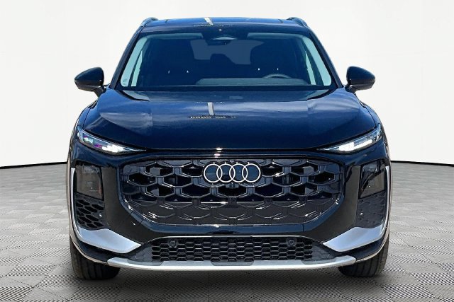 New 2026 Audi Q3 quattro 2.0T AWD/4WD image 3