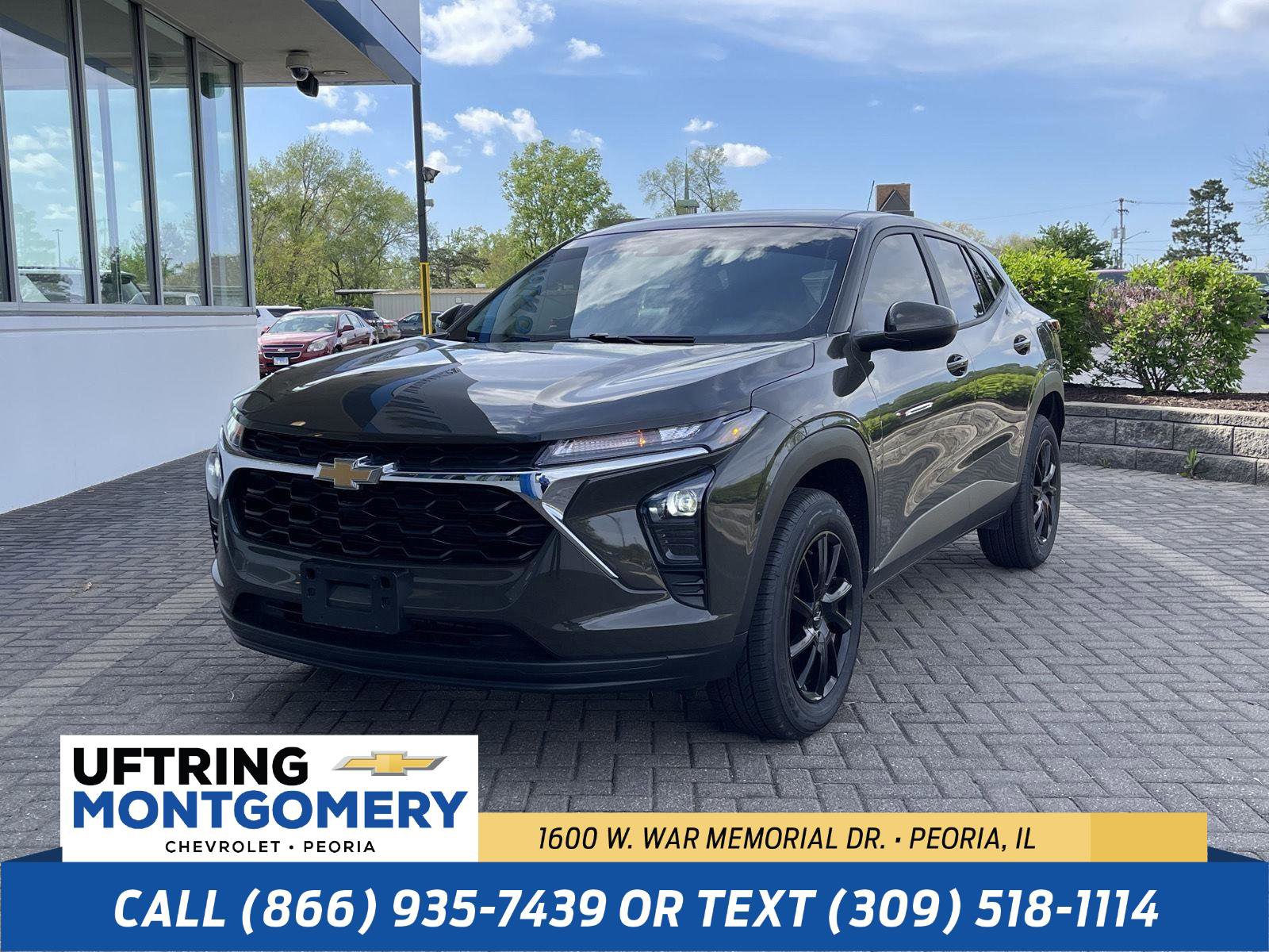 Used 2024 Chevrolet Trax LS w/ LS Convenience Package FWD image 1