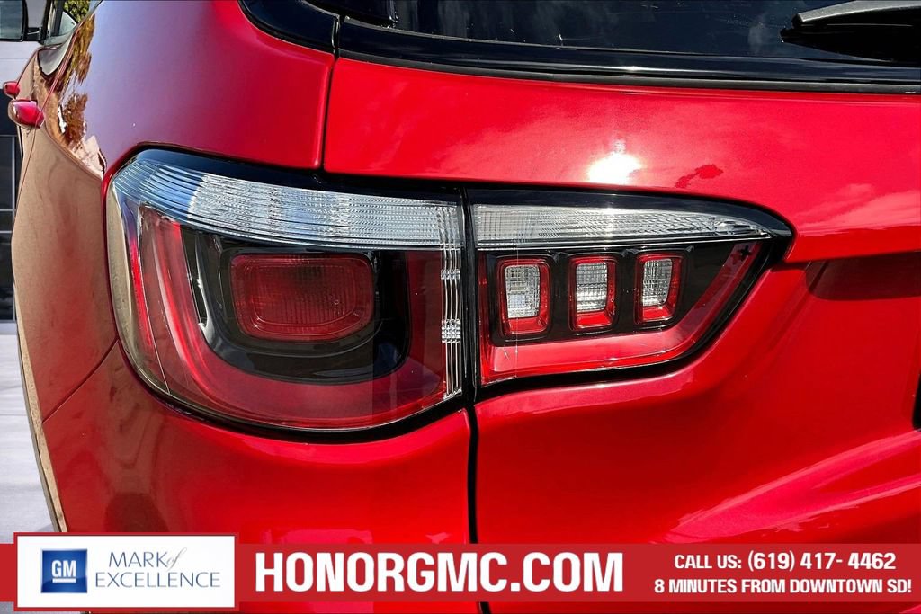 Used 2019 Jeep Compass Latitude FWD image 23