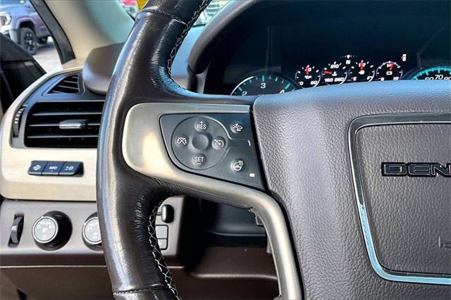 Used 2018 GMC Yukon Denali w/ Open Road Package image 11