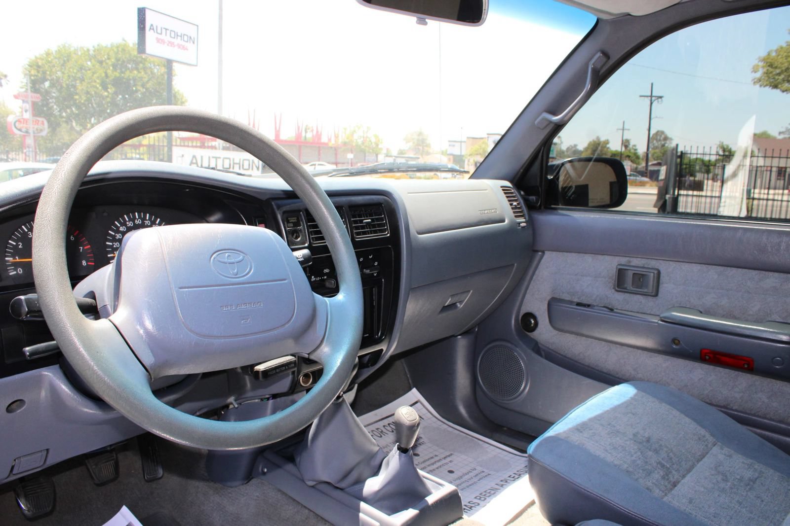Used 2000 Toyota Tacoma 4x4 Xtracab V6 image 11