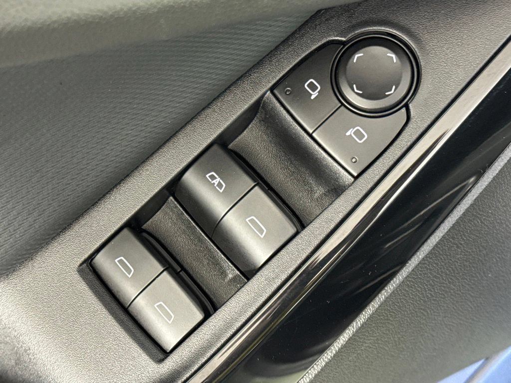 Certified 2026 Chevrolet Equinox LT AWD/4WD image 25