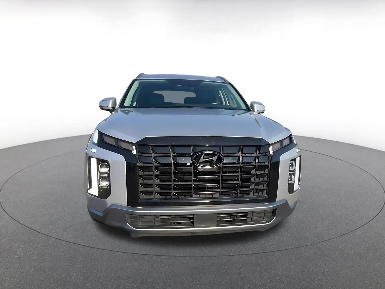 Used 2025 Hyundai Palisade SEL FWD image 4