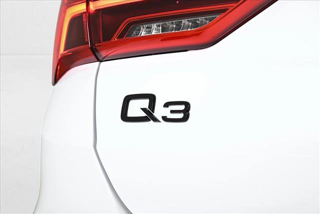 New 2025 Audi Q3 2.0T Premium image 5