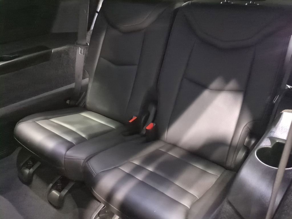 Used 2023 Cadillac XT6 Premium Luxury image 36