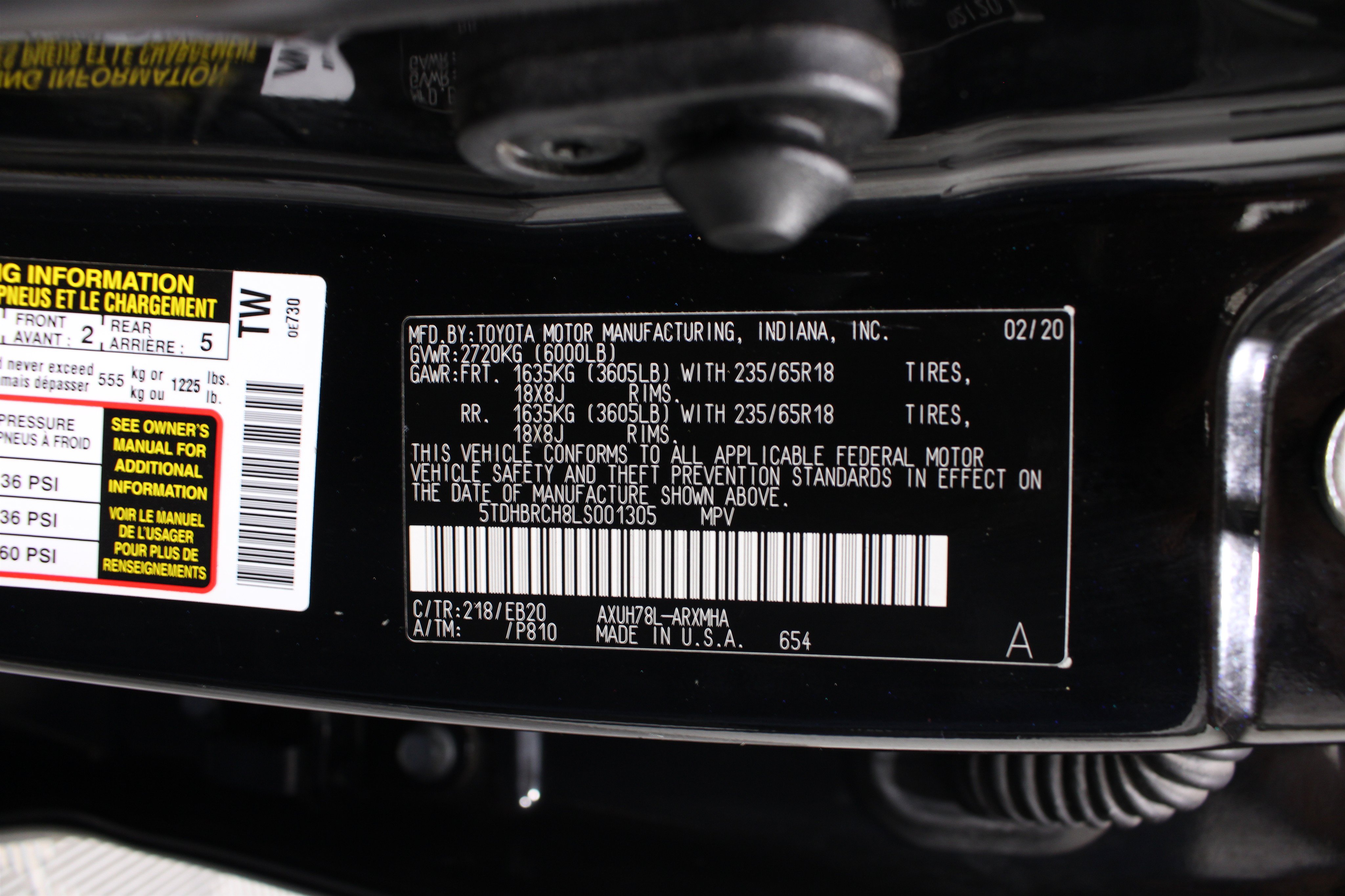 Used 2020 Toyota Highlander XLE AWD/4WD image 40
