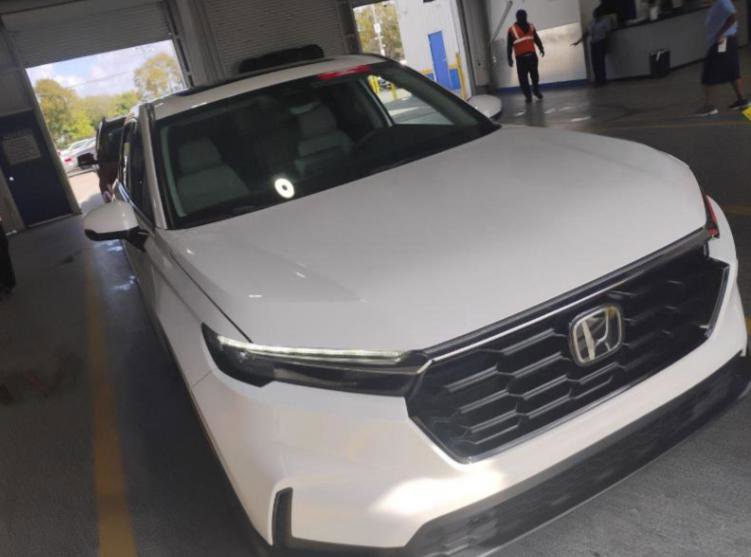 Used 2024 Honda CR-V EX image 3