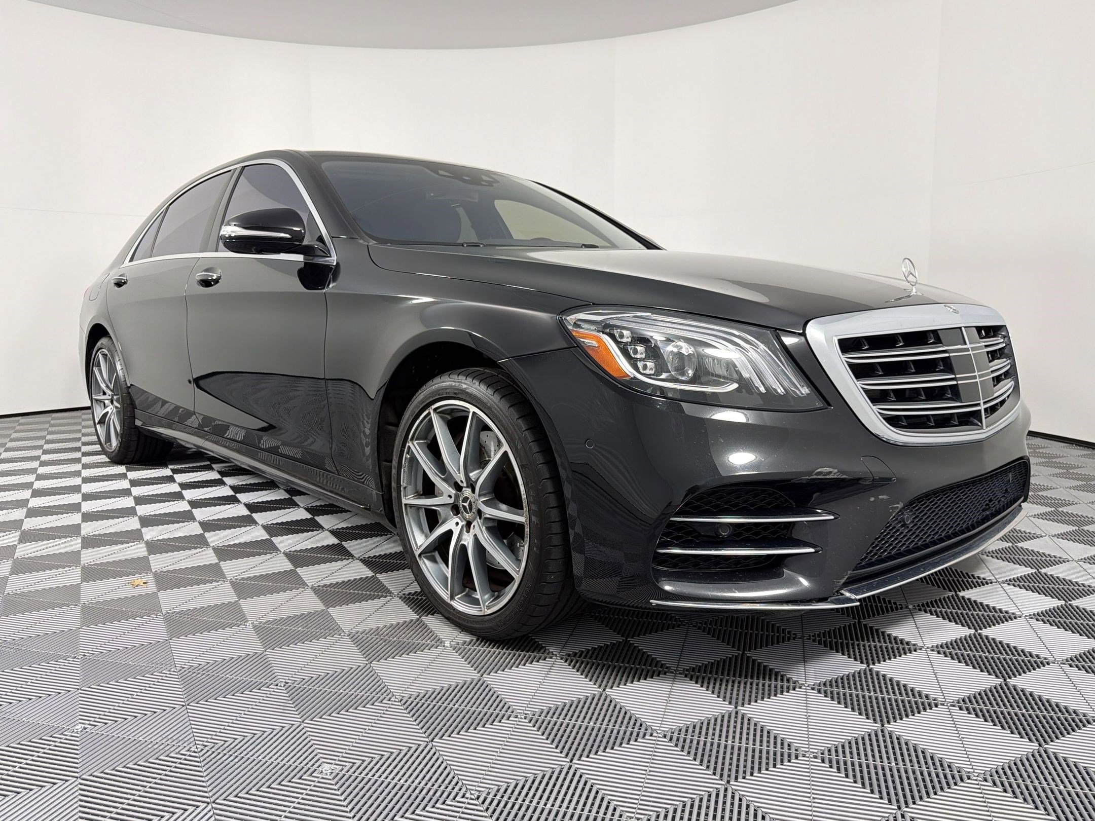 Used 2020 Mercedes-Benz S 560 Sedan image 12