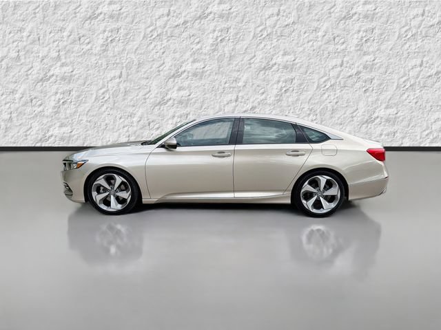 Used 2018 Honda Accord Touring image 6