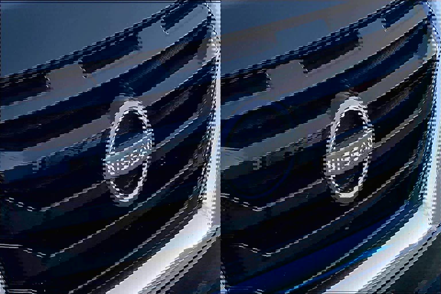 Used 2024 Nissan Pathfinder Platinum image 30