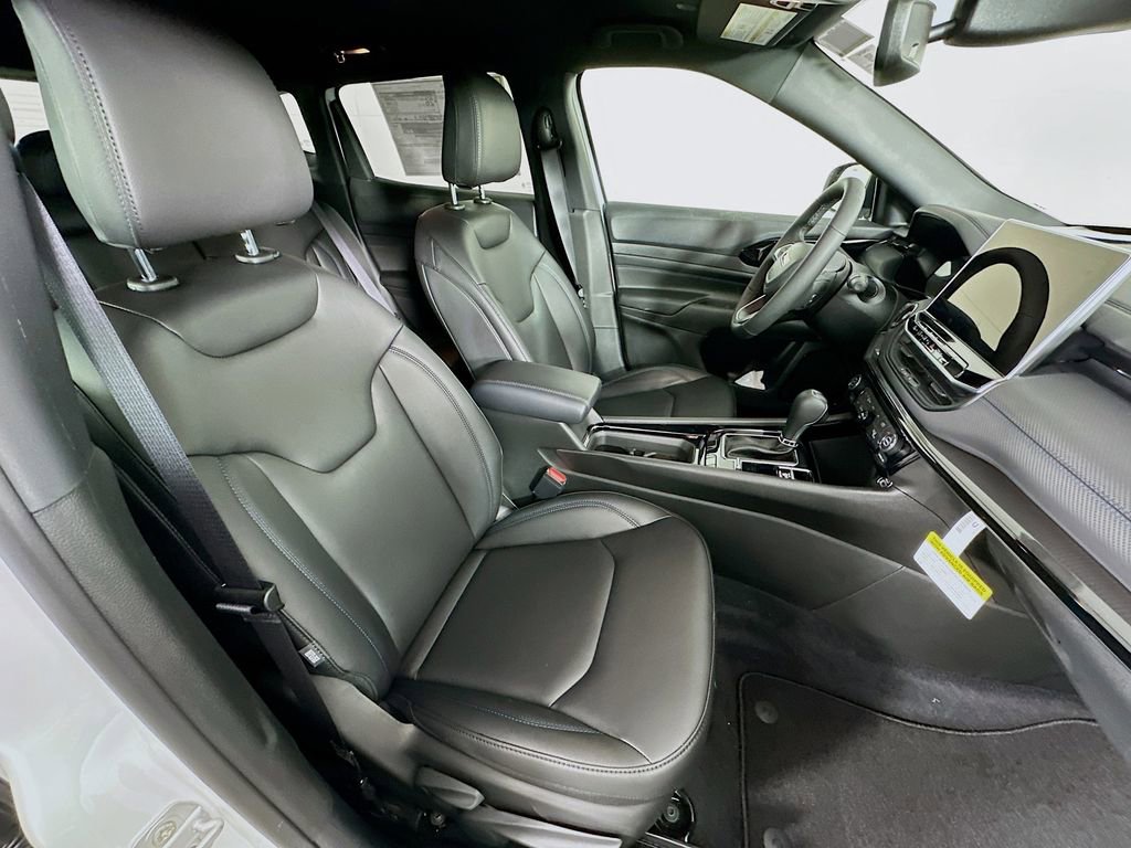 New 2026 Jeep Compass Limited AWD/4WD image 33