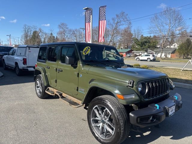Used 2024 Jeep Wrangler Unlimited w/ Convenience Group image 4