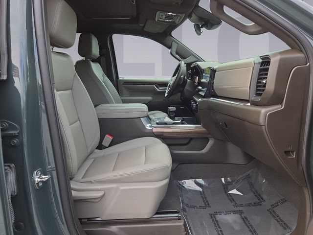 Certified 2025 Chevrolet Silverado 1500 LT Trail Boss w/ LT Trail Boss Premium Package AWD/4WD image 17