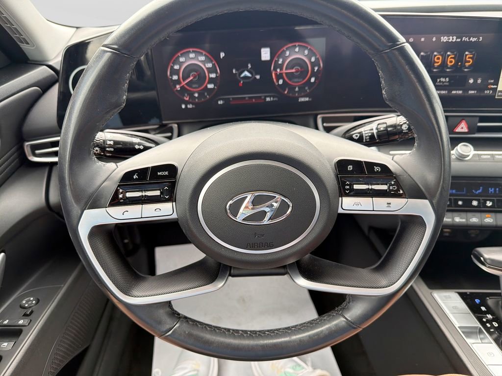 Certified 2023 Hyundai Elantra Limited image 19
