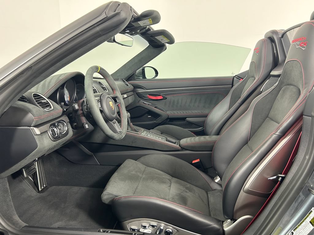 Certified 2025 Porsche 718 Boxster Spyder RS RWD image 4