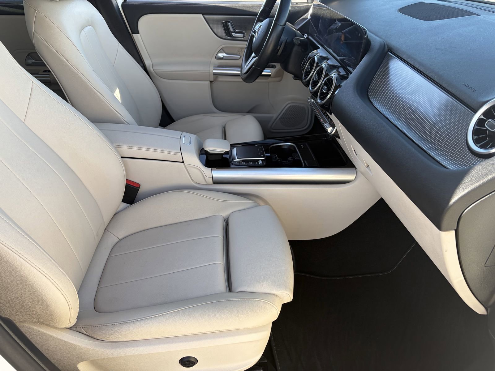 Used 2022 Mercedes-Benz GLA 250 image 12