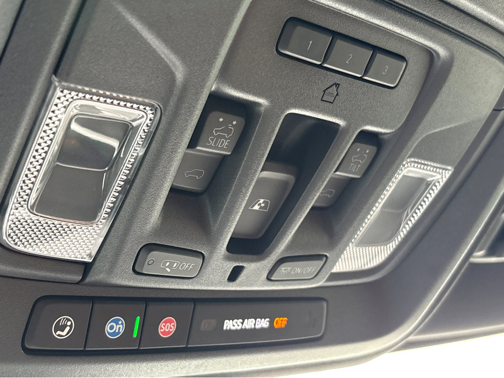 Used 2024 Chevrolet Silverado 2500 High Country w/ High Country Premium Package image 32