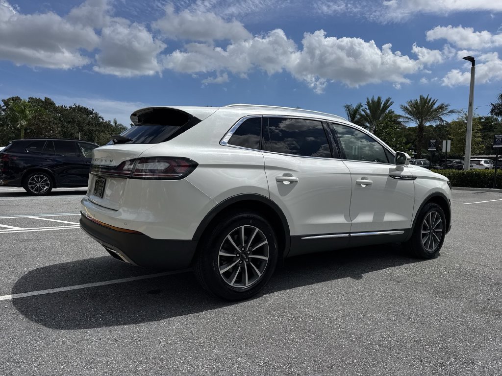 Used 2022 Lincoln Nautilus FWD image 24