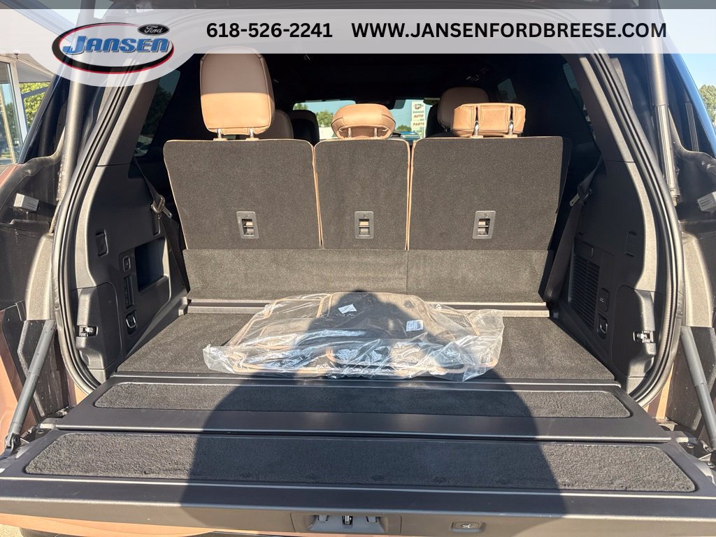 Used 2026 Lincoln Navigator Black Label AWD/4WD image 36