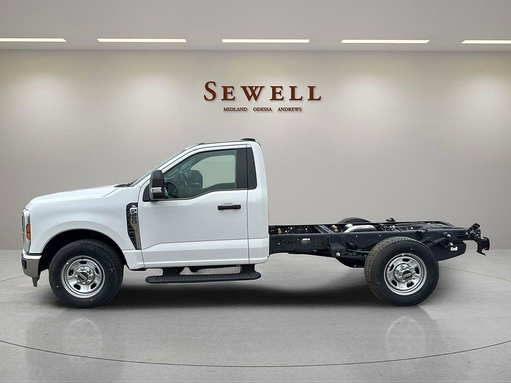 New 2024 Ford F350 XL w/ XL Chrome Package image 2